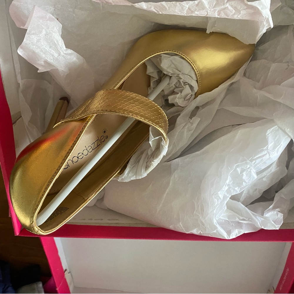 Shoe Dazzle Radiant Gold Heels